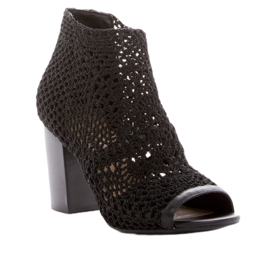 Jessica Simpson RELLIA Black Open Toe Crochet Bootie 8.5